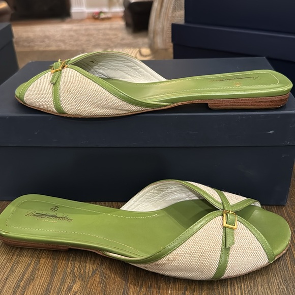 Brooks Brothers size 7 green and cream color - Picture 5 of 5